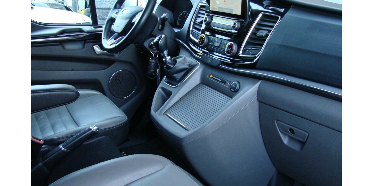 Ford Tourneo Custom Hybrid 320 L1 Titanium X ACC AHK SH 67.732 km 32.980 &euro; Falkensee 14612