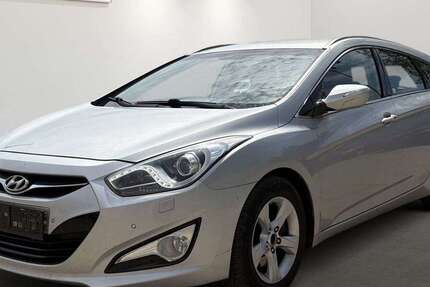 Hyundai i40 324.573 km 2.799 &euro; Berlin 12681