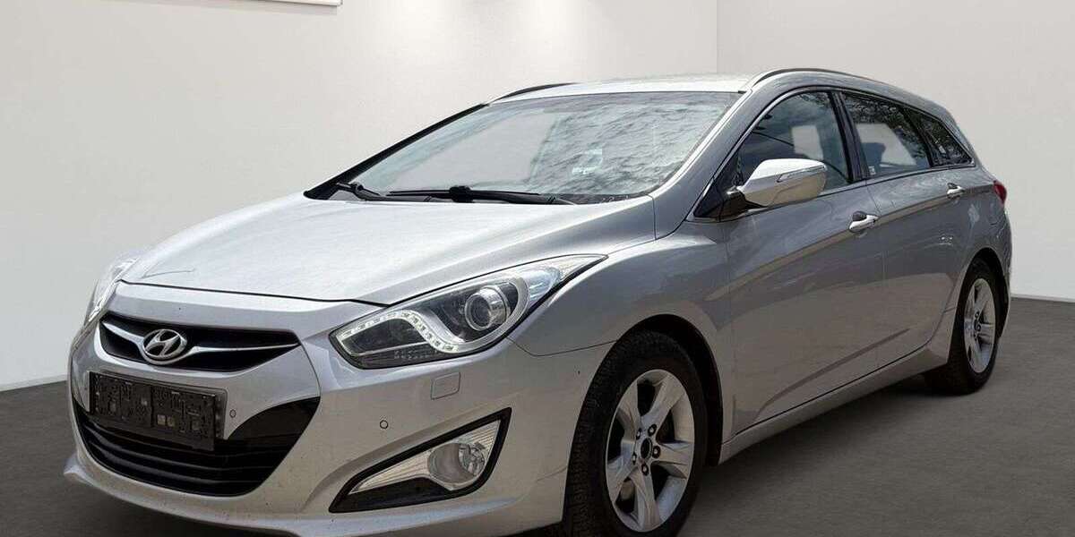 Hyundai i40 324.573 km 2.799 &euro; Berlin 12681