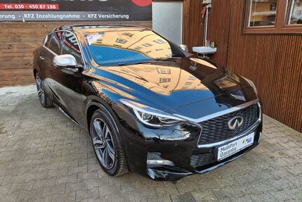 INFINITI Q30 76.505 km 19.980 &euro; Berlin 10627
