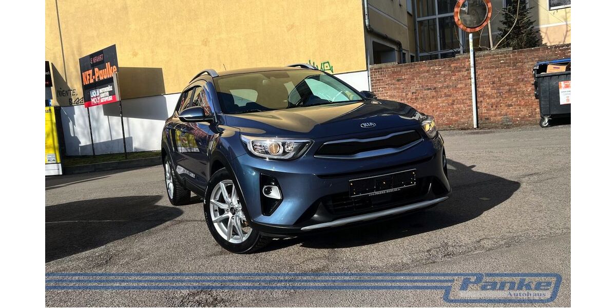 Kia Stonic 75.000 km 10.890 &euro; Berlin - Pankow 13187