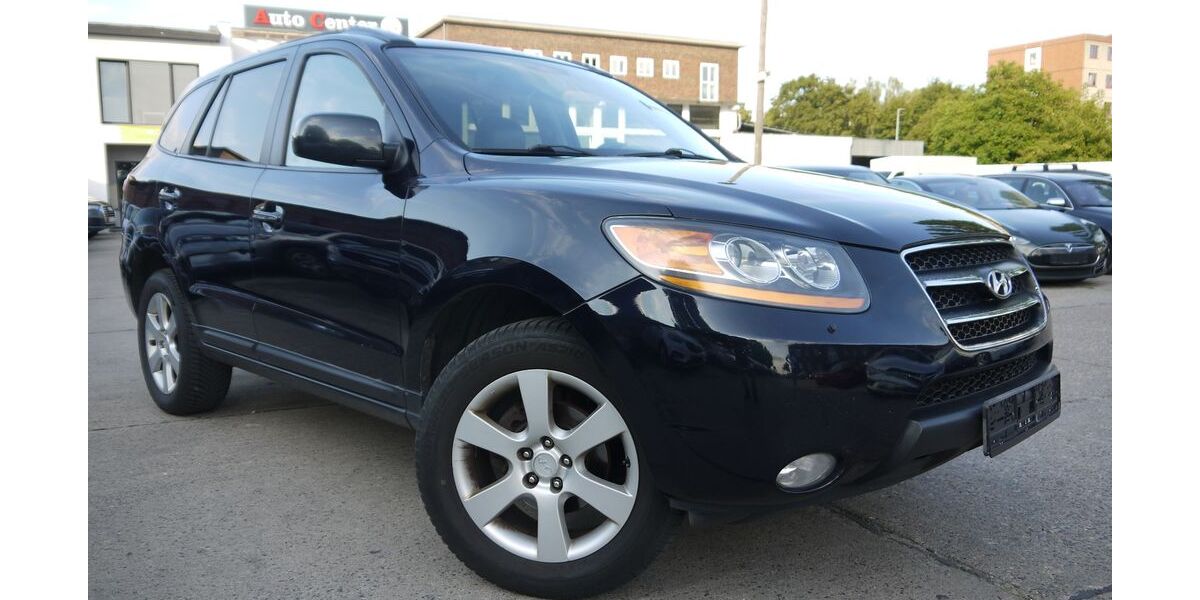 Hyundai Grand Santa Fe 250.000 km 5.999 € Berlin 12439