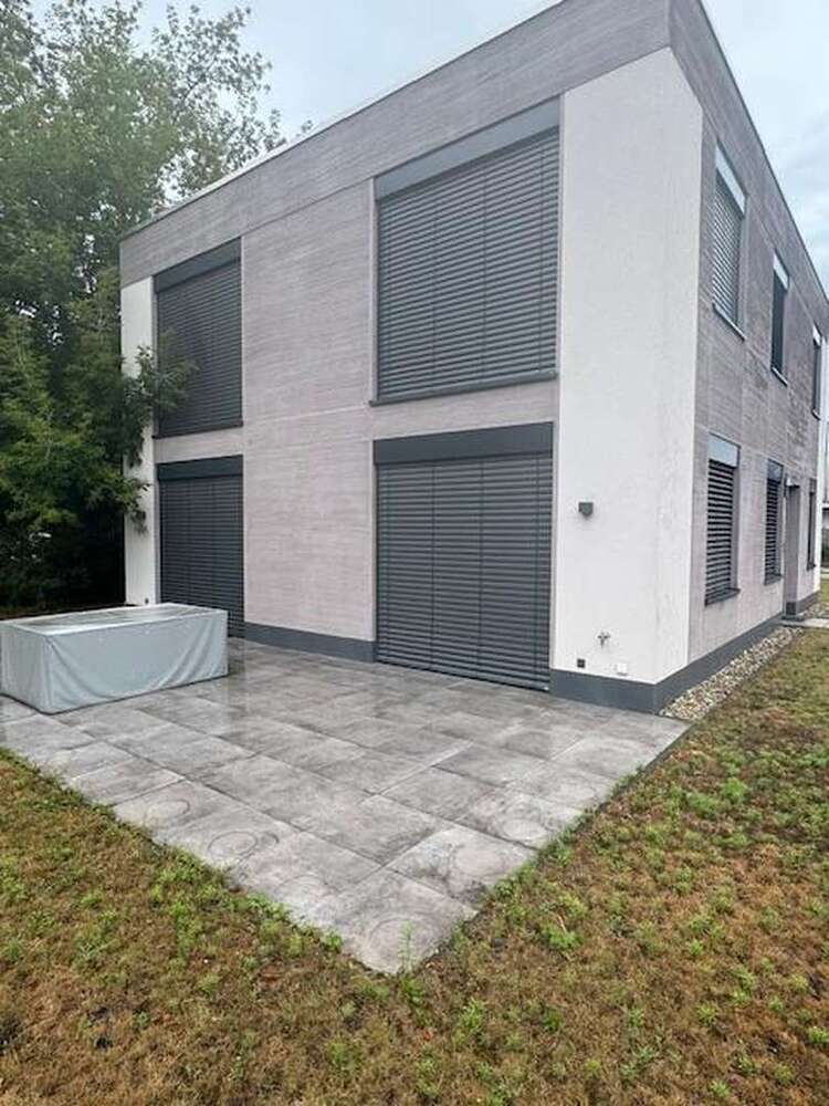 Haus zum Mieten in Berlin 5.122 € 197 m²