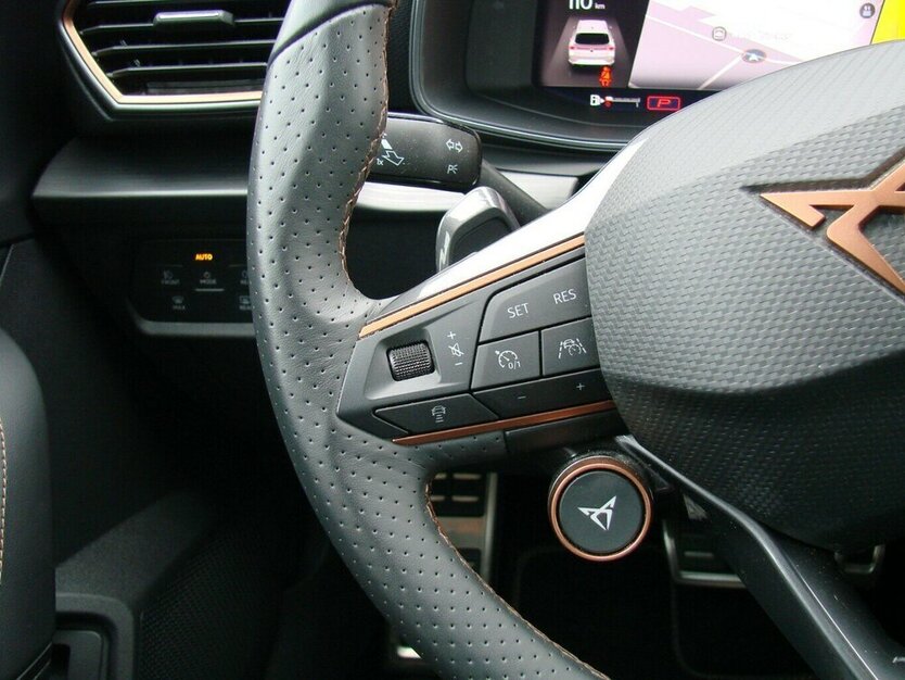 Leon ST 2.0TSI VZ 4Drive ACC Vision Plus Beats
