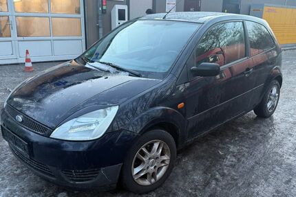 Ford Fiesta 175.000 km 1.950 &euro; Berlin 13127