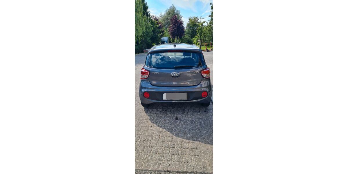 Hyundai i10 55.100 km 8.600 &euro; Potsdam 14482