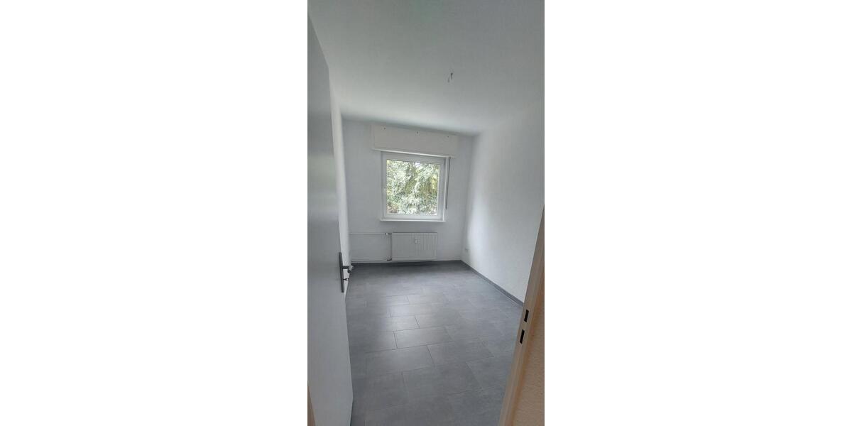 Erdgeschoßwohnung Berlin Steglitz-Zehlendorf - 2.5 Zimmer, 70 m&sup2;, 389.000&euro; | Angebot:26365836