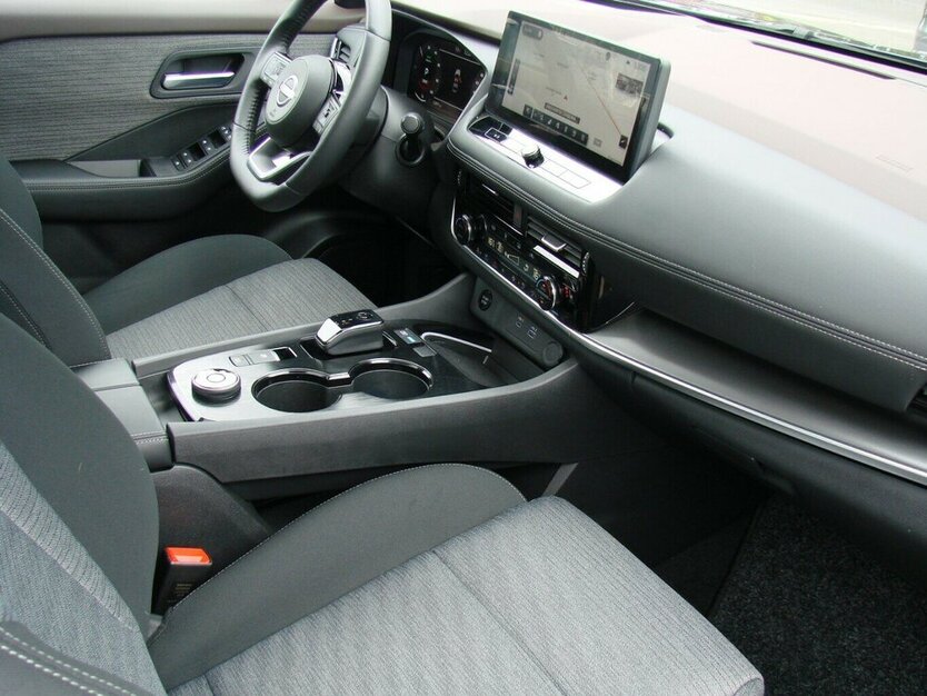 Nissan X-Trail 1.5VC-T e-Power e-4orce N-Connecta Pano He 12.897 km 33.980 € Falkensee 14612