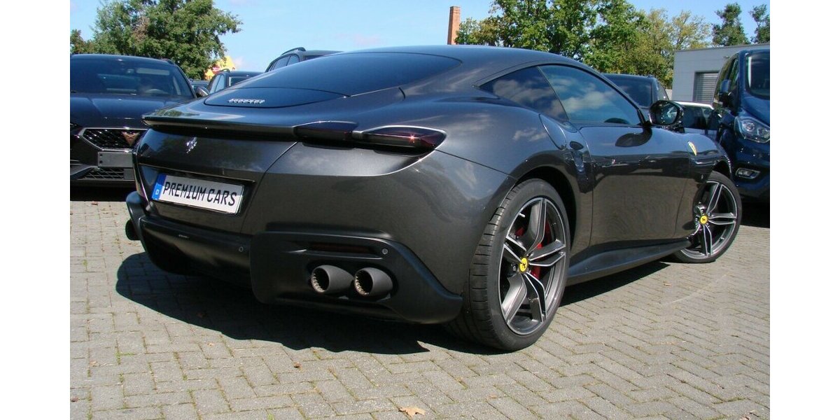 Ferrari Roma V8 Grigio Silverstone Carbon MagneRide LED JB 16.901 km 209.980 € Falkensee 14612