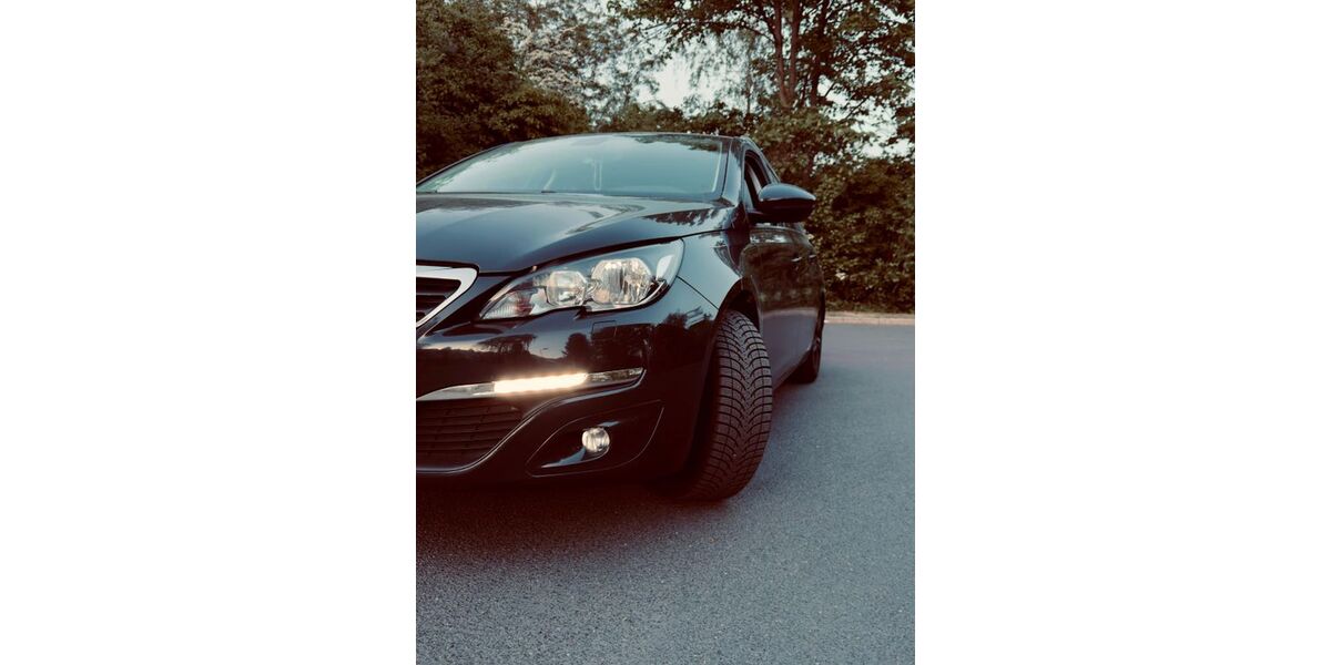 Peugeot 308 105.000 km 9.750 &euro; Berlin 12349
