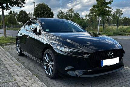 Mazda 3 46.632 km 18.800 &euro; Berlin 13059