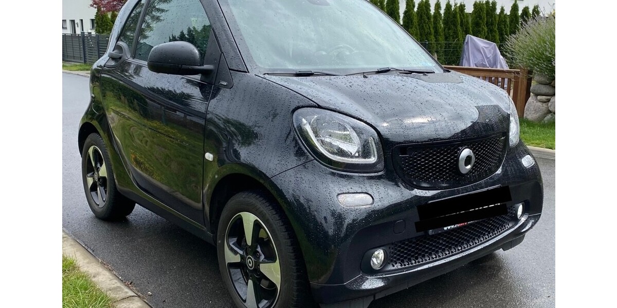 Smart Fortwo Coupe 61.000 km 13.400 € Teltow 14513