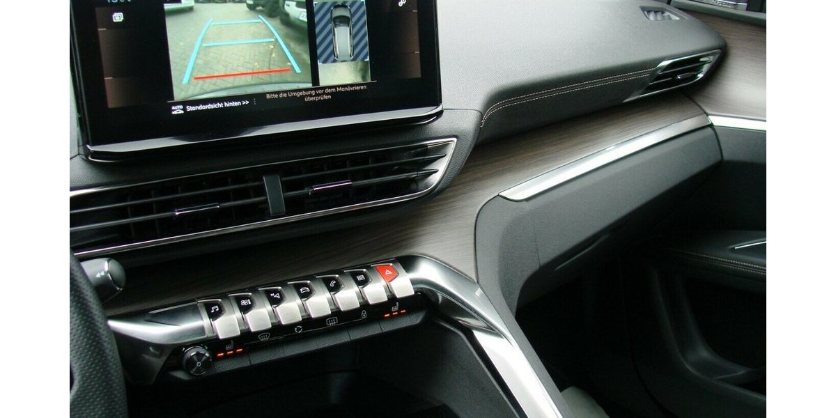 Peugeot 5008 1.2 PureTech 130, GT-Line Leder ACC Navi Pano 30.873 km 29.980 € Falkensee 14612