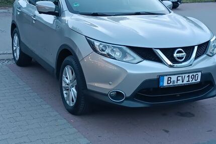 Nissan Qashqai 101.180 km 11.999 &euro; Berlin - Marzahn 12681