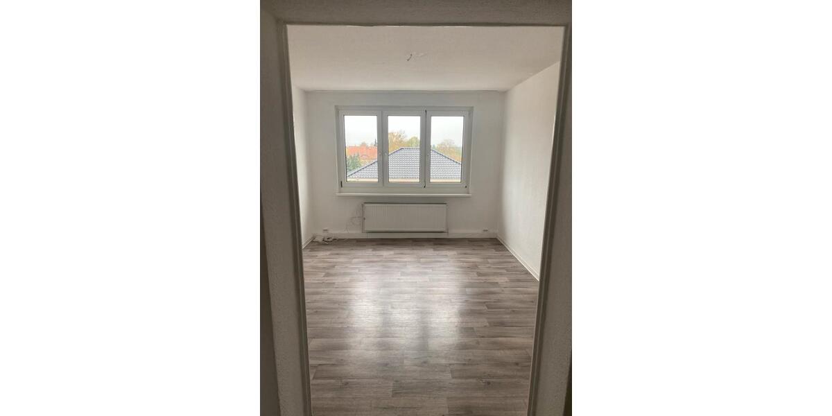 Etagenwohnung Ketzin - 4 Zimmer, 78 m&sup2;, 850&euro; | Angebot:26446566