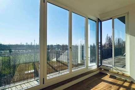 Wohnung Berlin Prenzlauer Berg - 3 Zimmer, 141 m&sup2;, 3.630&euro; | Angebot:27725998