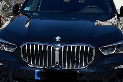 BMW X5 56.500 km 58.200 &euro; BERLIN 10777