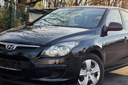 Hyundai i30 129.324 km 1.799 &euro; Berlin 13051