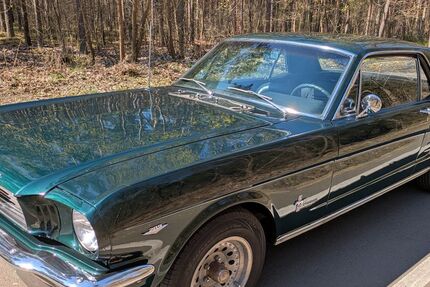 Ford Mustang 141.112 km 26.000 &euro; Berlin 12439