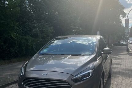 Ford S-Max 185.000 km 7.999 &euro; Berlin 13355
