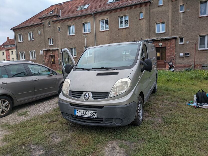 Renault Trafic 132.500 km 7.700 € Brandenburg 14770