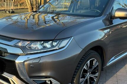 Mitsubishi Outlander 88.900 km 18.600 &euro; Berlin 13591