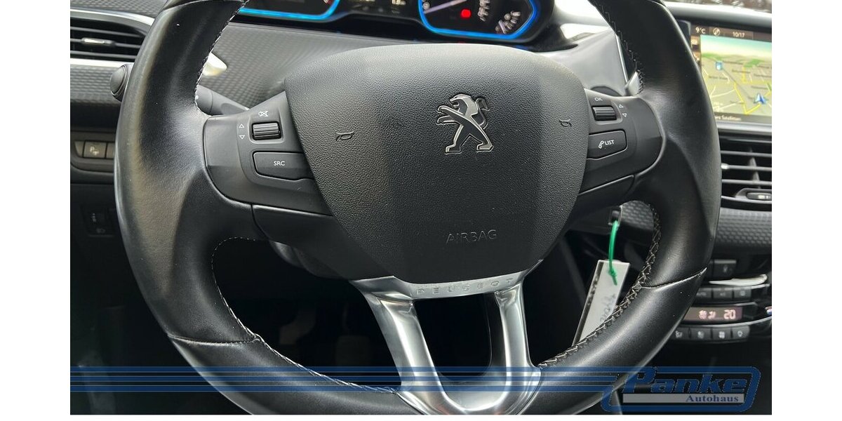 Peugeot 2008 Allure*Navi*PDC*SHZ*Ambiete*1-Hand*Tel. 98.291 km 8.480 &euro; Berlin 13187
