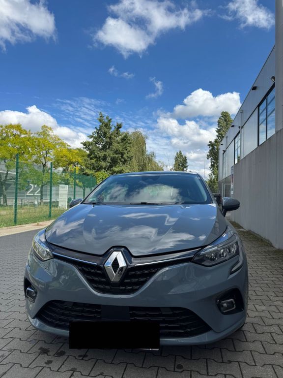 Clio