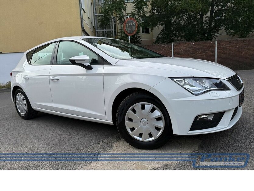 Seat Leon FR Alcantara Navi Sitzheizung SR/WR 85.720 km 11.990 € Berlin 13187