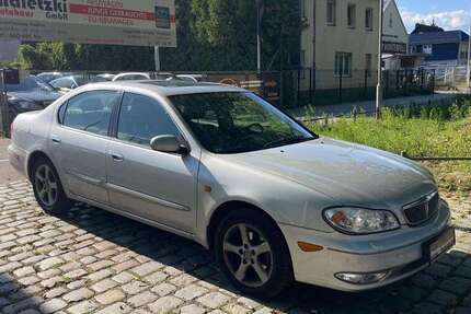 Nissan Maxima 219.073 km 2.950 € Berlin 12357