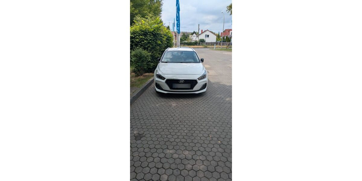 Hyundai i30 135.000 km 14.500 &euro; Berlin-Pankow 13127