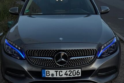 Mercedes-Benz C 250 166.000 km 14.600 &euro; Berlin 10715