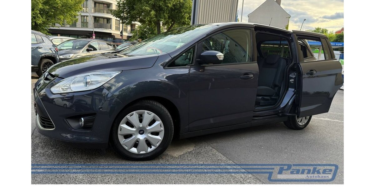 Ford Grand C-Max Trend 7-Sitze Xenon 1.Hand 128.580 km 7.890 &euro; Berlin 13187