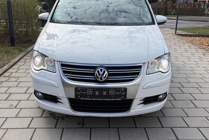 VW Touran 125.416 km 6.999 &euro; Berlin 12309