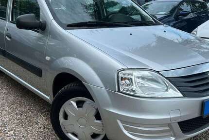 Dacia Logan 70.129 km 4.990 € Berlin 13089