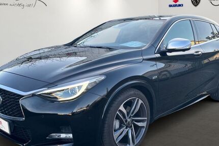 INFINITI Q30 78.620 km 16.299 € Potsdam 14482
