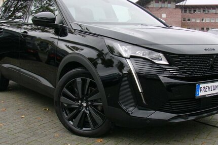 Peugeot 5008 1.2 PureTech 130 GT Focal ACC Pano 7Sitzer Le 30.873 km 26.980 &euro; Falkensee 14612