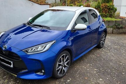 Toyota Yaris 19.308 km 18.490 € Berlin 13469