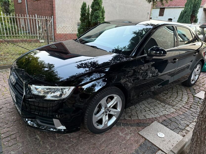 Audi A3 105.000 km 15.000 € Potsdam 14480