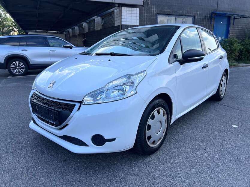 Peugeot 208 122.415 km 3.250 € Berlin 12249