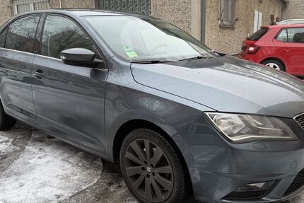 Seat Toledo 107.100 km 7.900 &euro; Berlin 10247