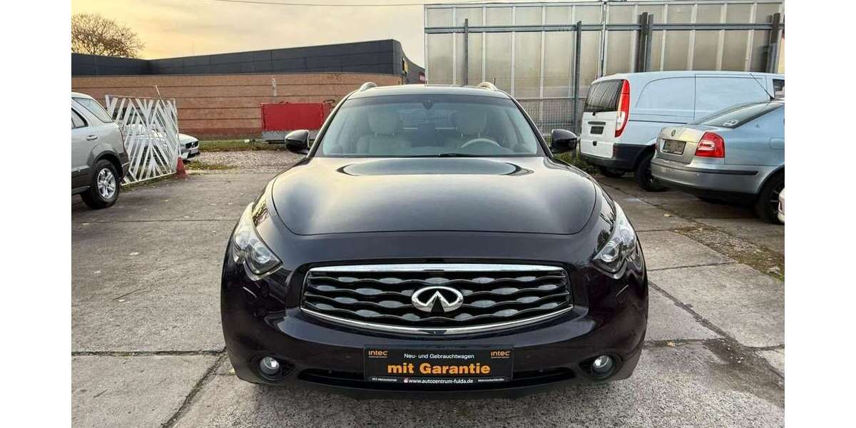 INFINITI FX 158.000 km 12.000 &euro; Berlin 13127