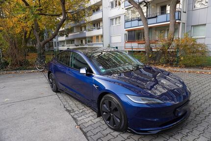 Tesla Model 3 39.000 km 41.300 € Berlin 10179