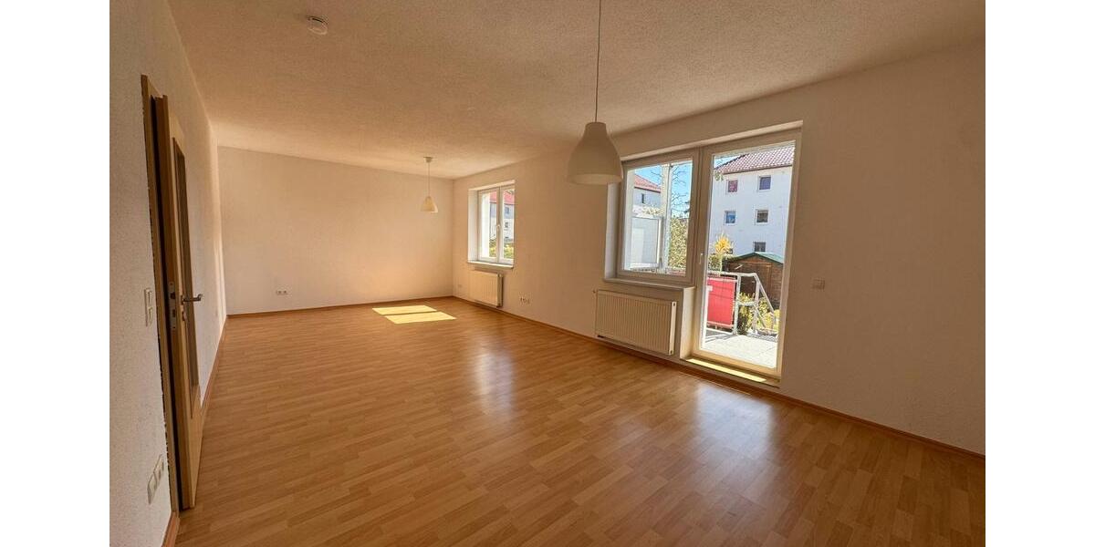 Erdgeschoßwohnung Nauen - 2 Zimmer, 65 m&sup2;, 800&euro; | Angebot:26251004