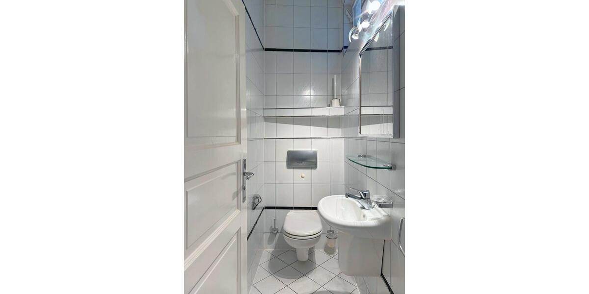 Etagenwohnung Berlin Steglitz-Zehlendorf - 5 Zimmer, 145 m&sup2;, 2.685&euro; | Angebot:27702990