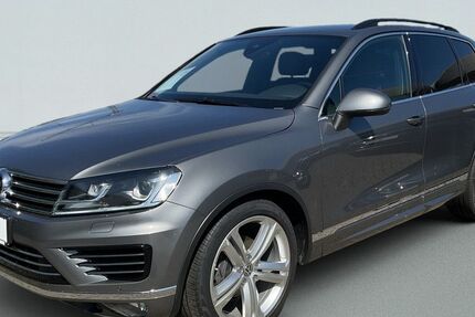 VW Touareg 114.029 km 30.990 € Brandenburg 14772