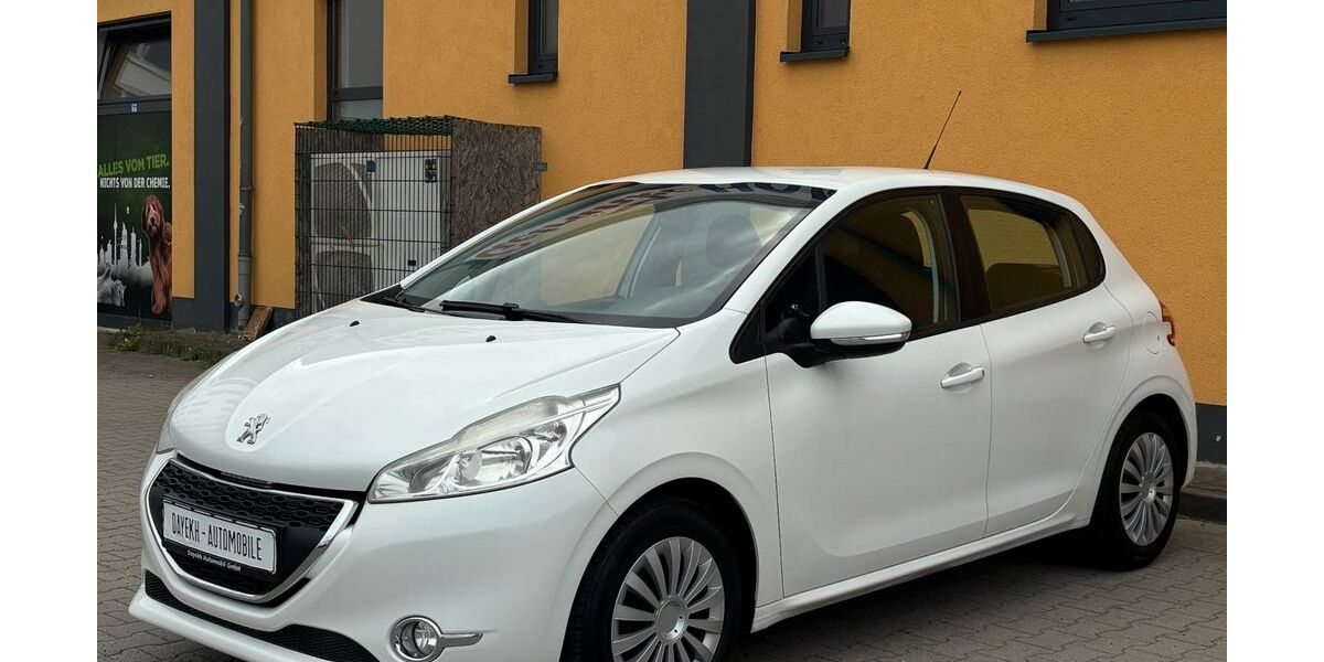 Peugeot 208 221.800 km 2.980 &euro; Berlin 13587