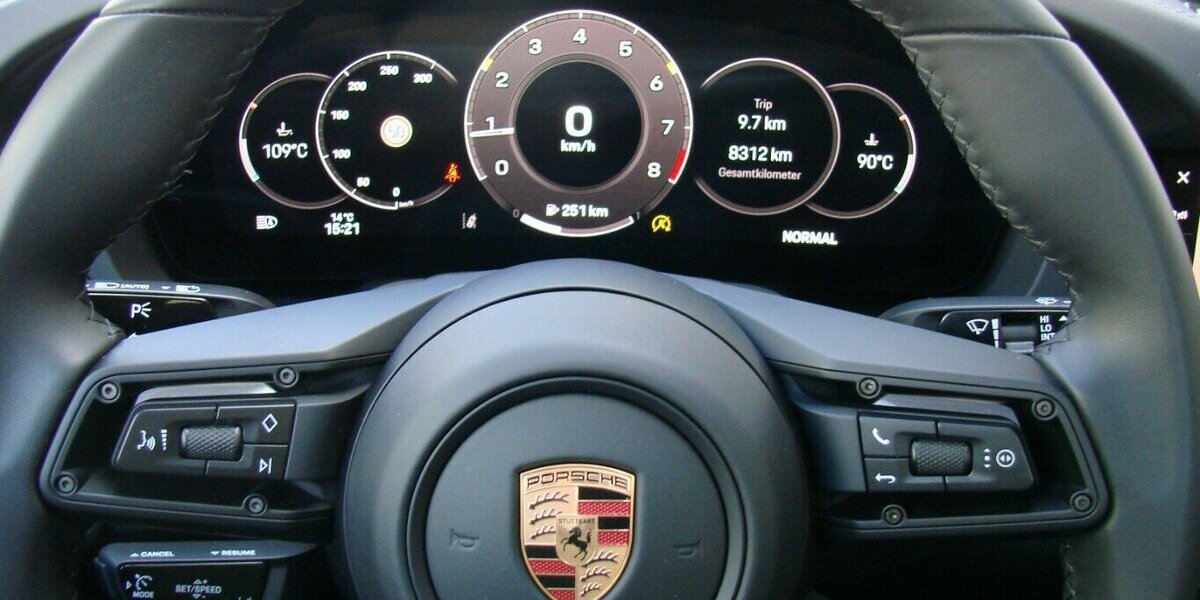 Porsche 992 .2 Carrera T Sport-Design Matrix Pano 360º BOS 8.426 km 129.980 &euro; Falkensee 14612