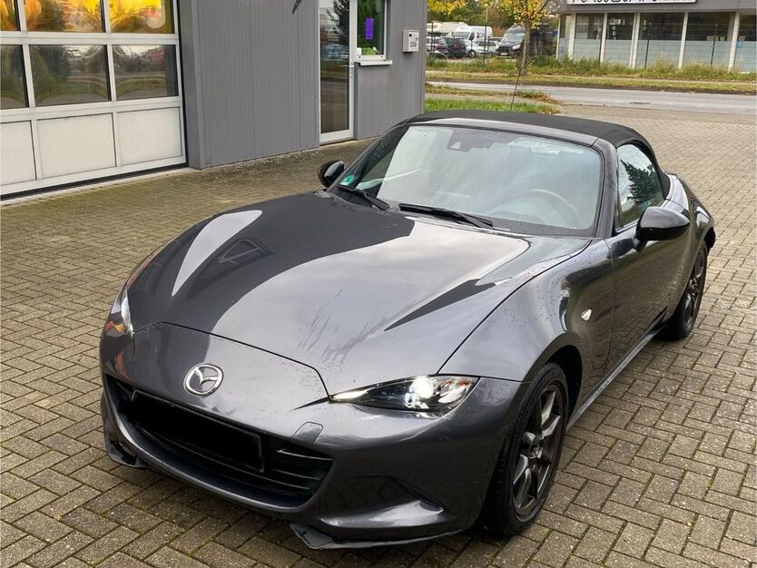 Mazda MX-5 113.000 km 12.900 € Berlin 12557