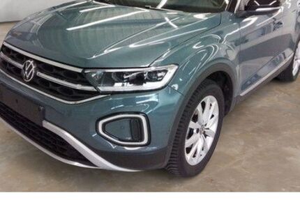 VW T-Roc 15.130 km 30.490 &euro; Potsdam 14482